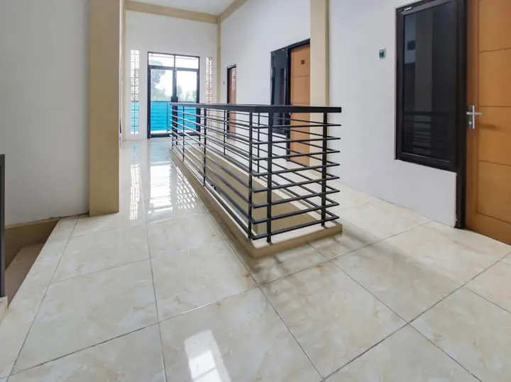 Маланг: OYO Living 90950 Forzando House