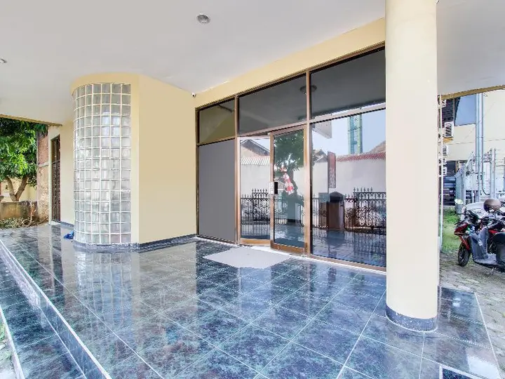Семаранг: OYO 91473 Wisma Husada 1 Semarang