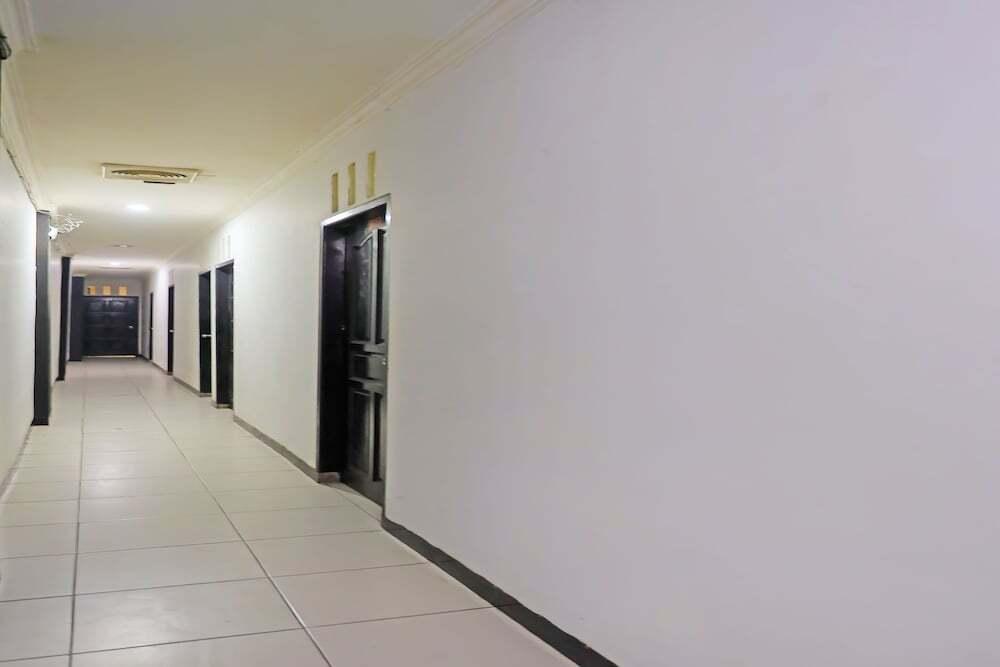 Батам: SPOT ON 92092 Wisma Nilam Sari Syariah