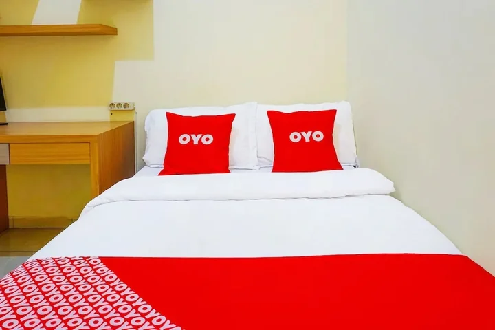 Маланг: Super OYO Flagship 90723 Berlima Guest House Syariah