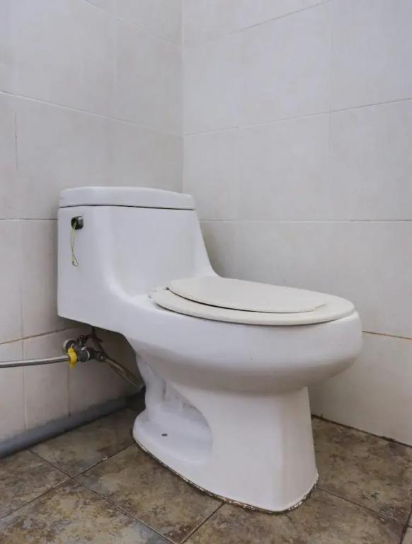 Батам: SPOT ON 91879 Emes Jaya Homestay