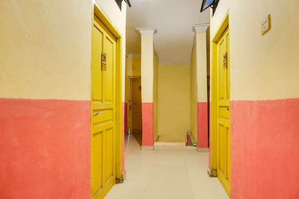 Батам: SPOT ON 91879 Emes Jaya Homestay