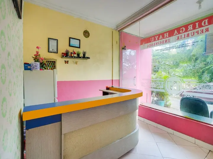 Батам: SPOT ON 91879 Emes Jaya Homestay