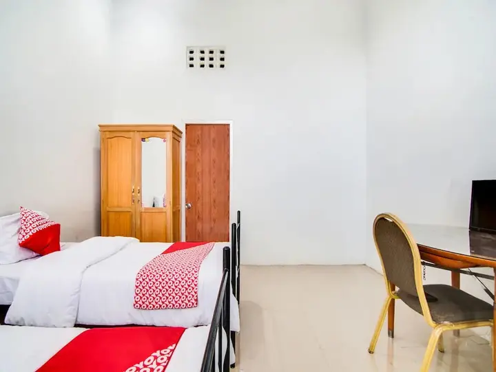 Пеканбару: Oyo 91514 Gedung Putih Inn Syariah
