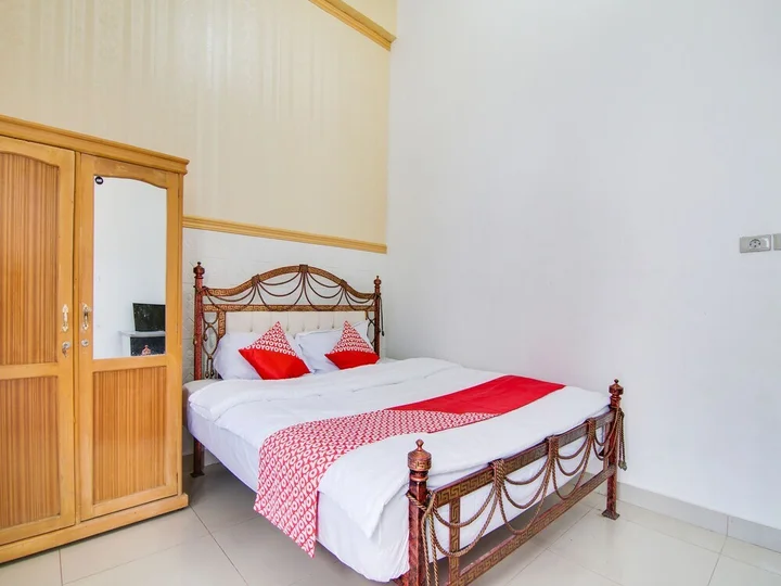 Пеканбару: Oyo 91514 Gedung Putih Inn Syariah