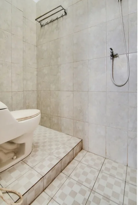 Пеканбару: Oyo 91514 Gedung Putih Inn Syariah