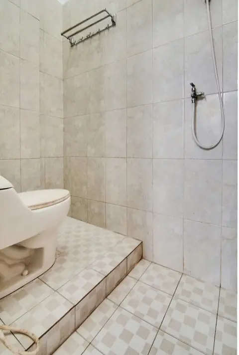 Пеканбару: Oyo 91514 Gedung Putih Inn Syariah