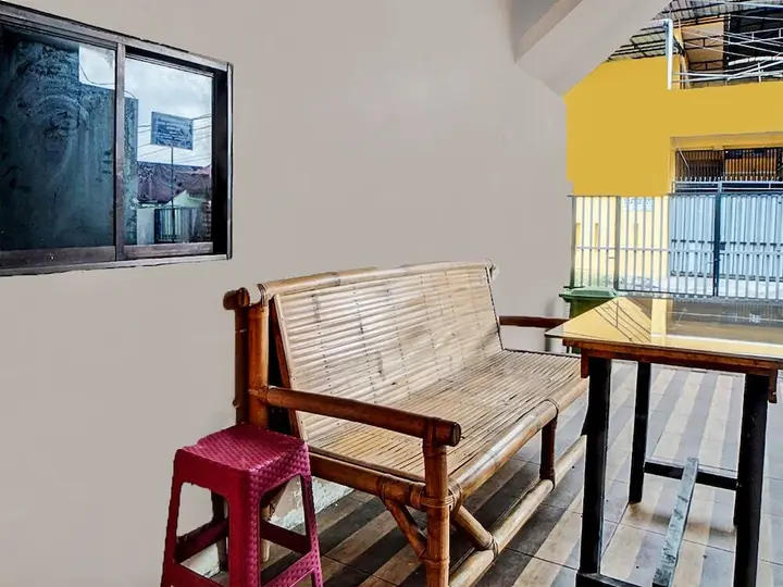 Медан: Oyo 91700 N Guesthouse