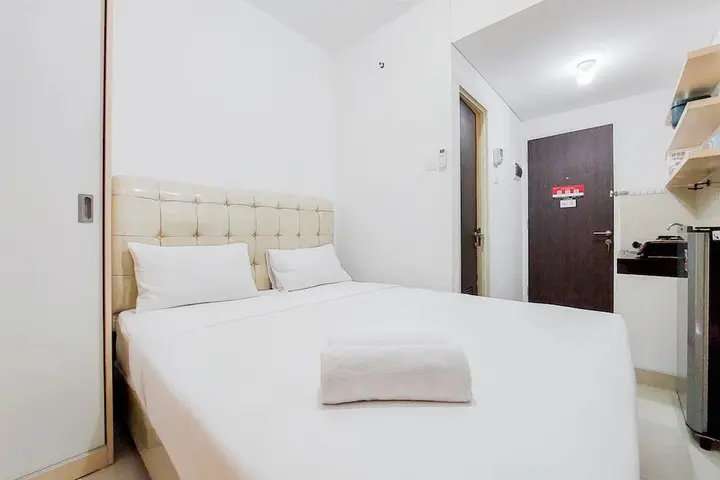 Legok: Studio With Cozy Design At Serpong Garden Apartment