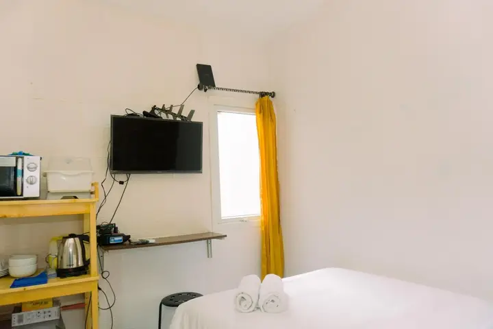 Simply Looks Studio Apartment At Aeropolis Residence — фото 1