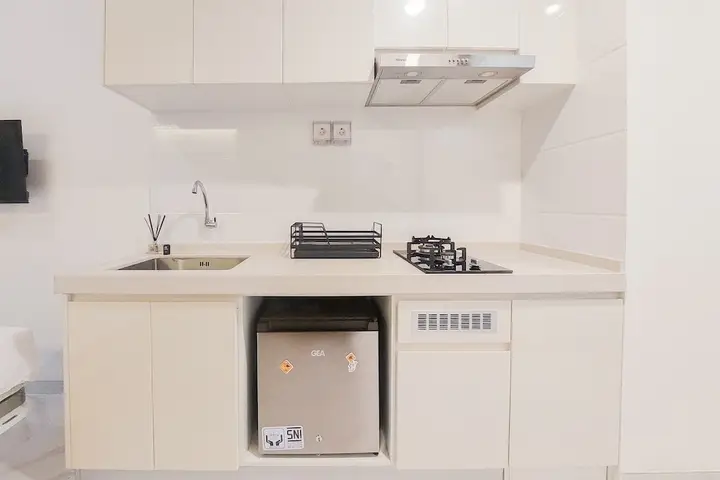 Nice And Minimalist Studio At 32Th Floor Sky House Bsd Apartment — фото 5