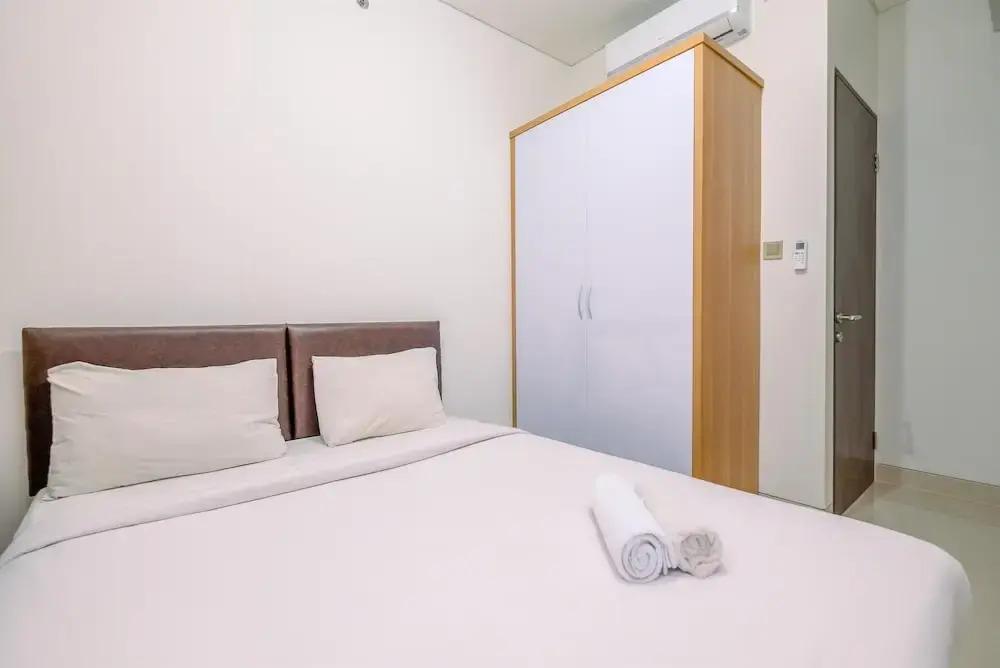 Well Designed 2Br Corner Transpark Cibubur Apartment — фото 2