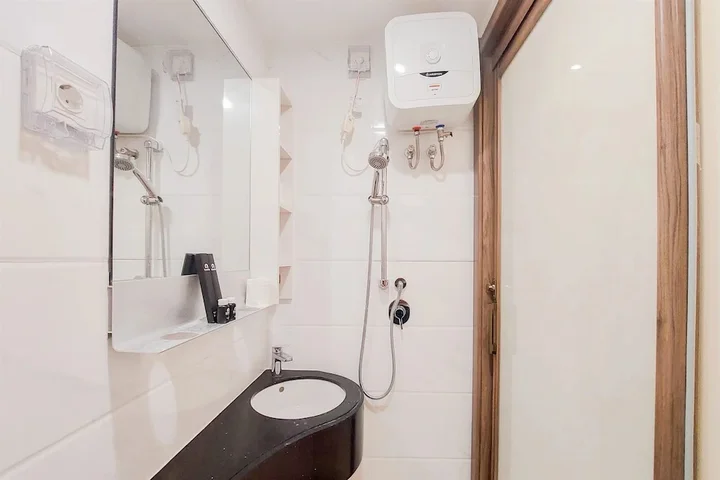Legok: Comfy And Fancy Studio Apartment At Sky House Bsd