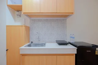 Депок: Minimalist And Comfortable Studio At Evenciio Margonda Apartment
