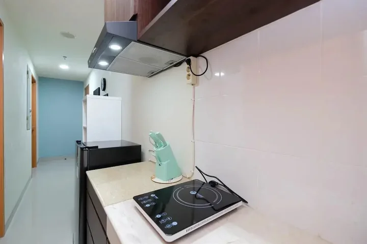 Депок: Combined 3Br Apartment Without Living Room At Evenciio Margonda