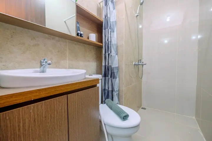 Депок: Comfort Designed 2Br At Transpark Cibubur Apartment