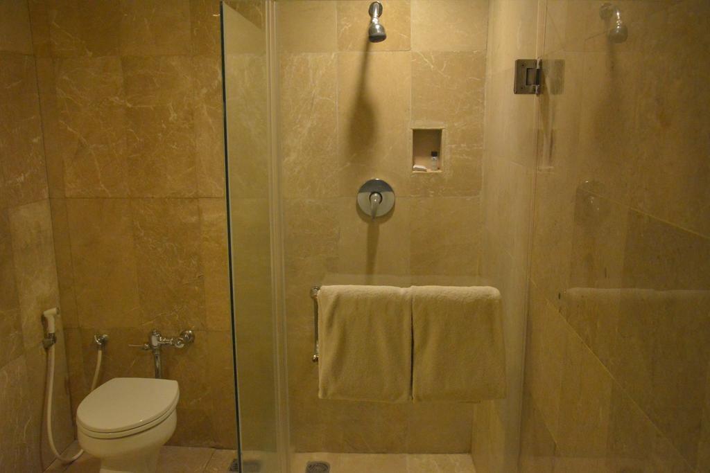 Сурабая: Garden Palace Hotel Surabaya