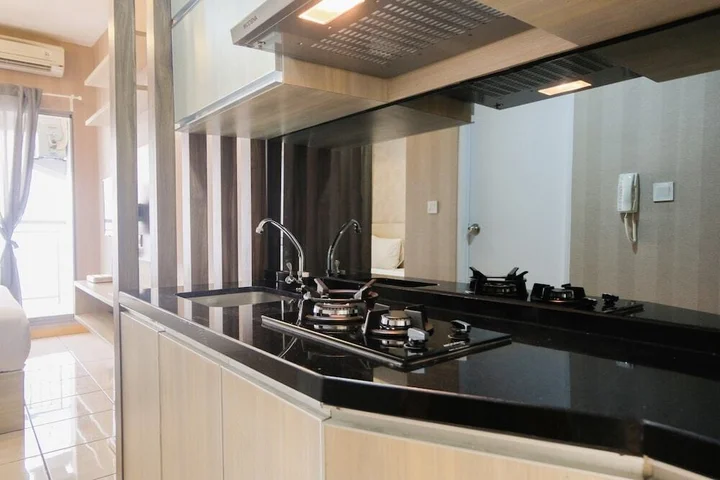 Legok: Homey Studio Apartment at M-Town Residence near Summarecon Mall Serpong