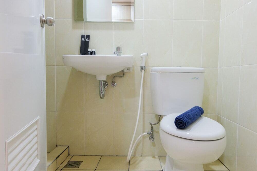 Legok: Homey Studio Apartment at M-Town Residence near Summarecon Mall Serpong