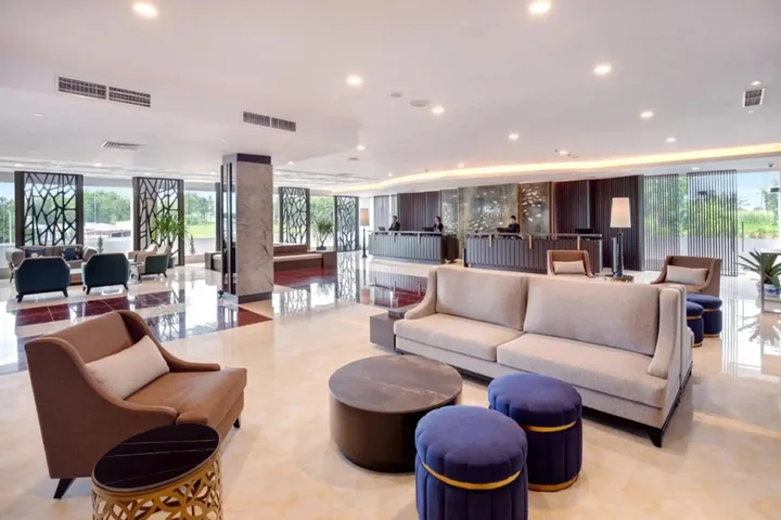 Вори: The Sentra Hotel Manado