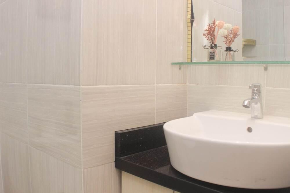 Чикаранг: Nice And Elegant Studio At Vasanta Innopark Apartment
