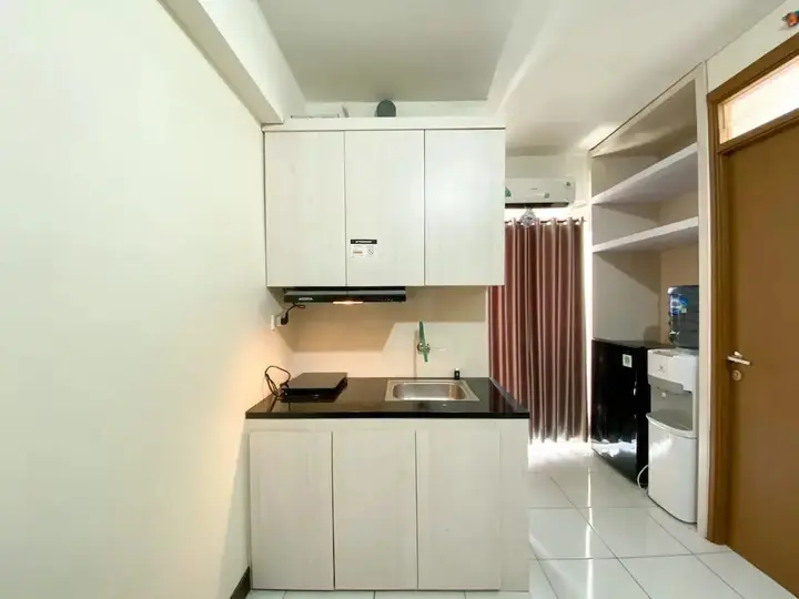 Депок: Spacious 2Br At 7Th Floor Cinere Resort Apartment