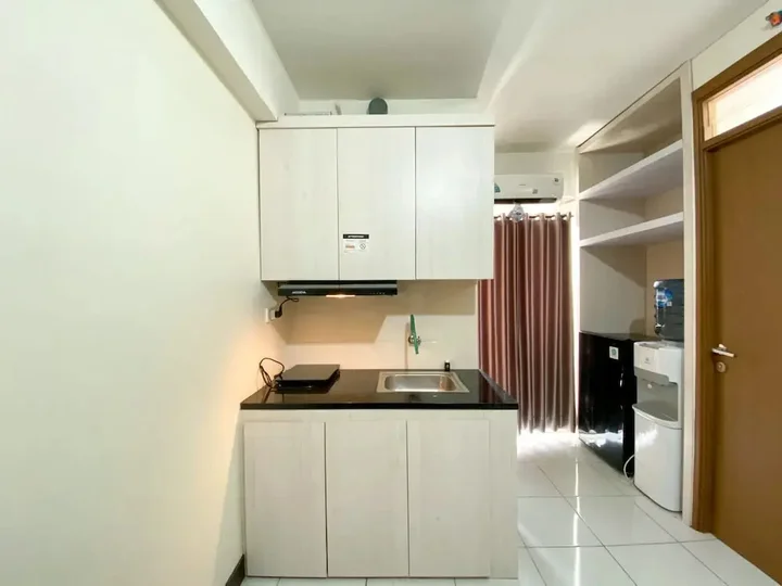 Депок: Spacious 2Br At 7Th Floor Cinere Resort Apartment