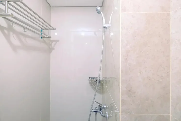 Депок: Great Choice And Comfortable Studio Transpark Cibubur Apartment