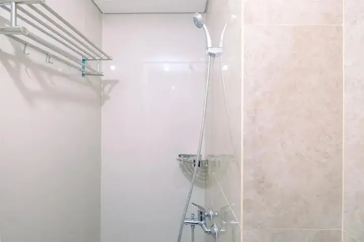 Депок: Great Choice And Comfortable Studio Transpark Cibubur Apartment
