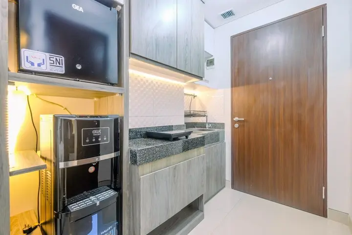 Депок: Great Choice And Comfortable Studio Transpark Cibubur Apartment