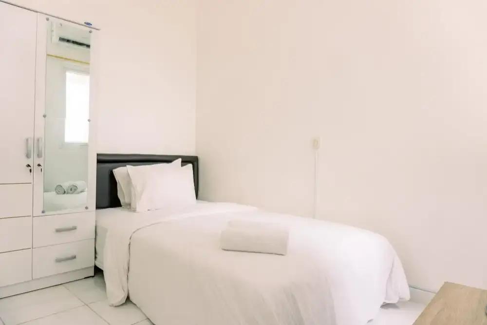 Simply Studio No Kitchen Apartment At 5Th Floor Aeropolis Residence — фото 1