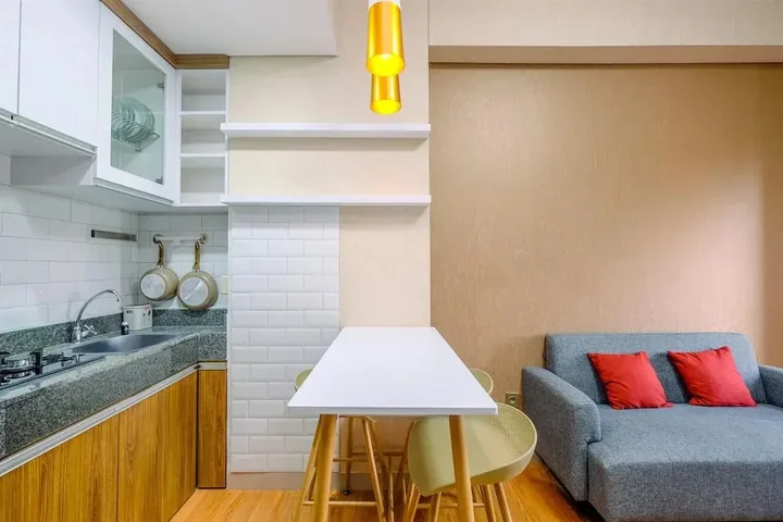 Депок: Best Deal And Comfortable 2Br Transpark Cibubur Apartment Near Mall