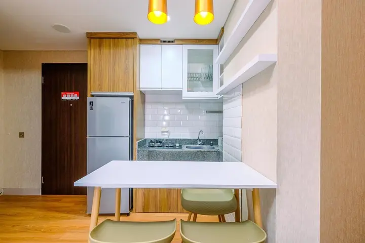 Депок: Best Deal And Comfortable 2Br Transpark Cibubur Apartment Near Mall