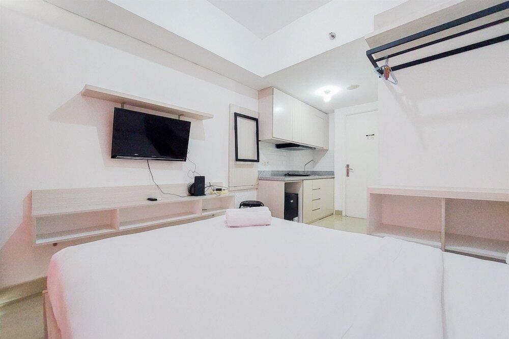 Minimalist Studio At Poris 88 Apartment — фото 4