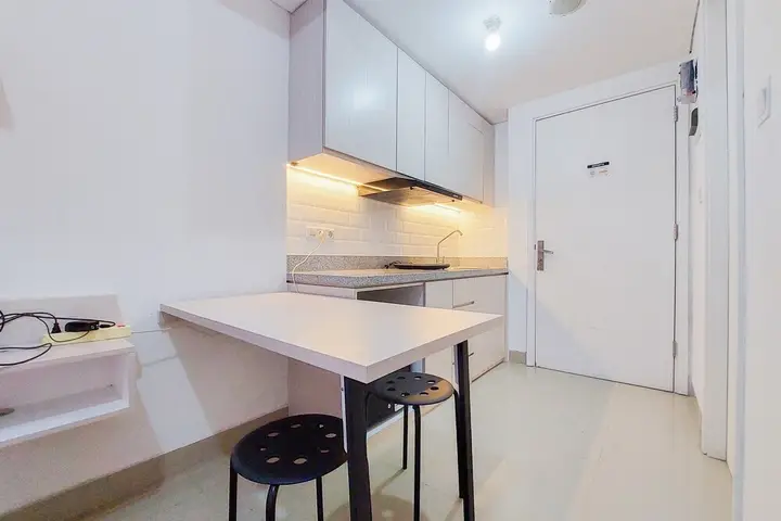 Minimalist Studio At Poris 88 Apartment — фото 3
