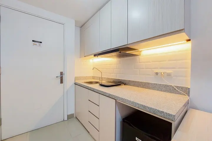 Тангеранг: Comfy Studio At Poris 88 Apartment