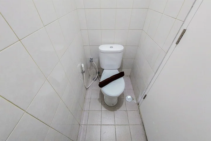 Тангеранг: Comfy Studio At Poris 88 Apartment