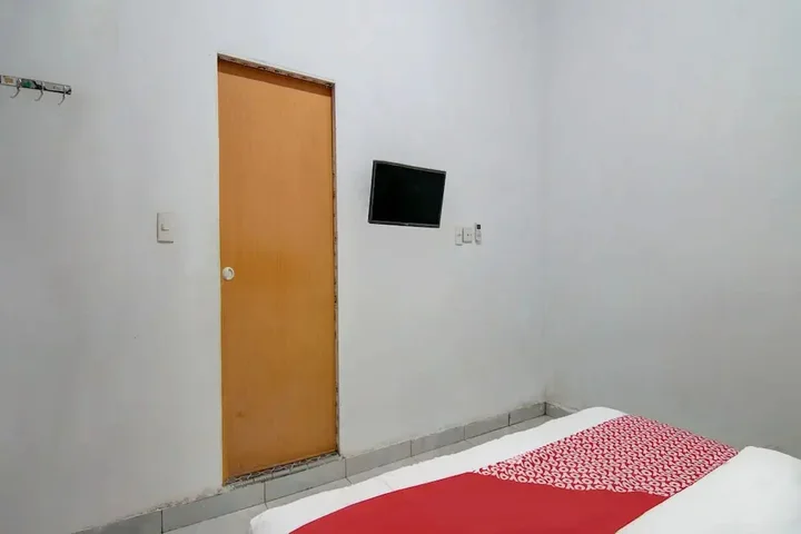 Дюмай: OYO 92111 Dinda Homestay Syariah