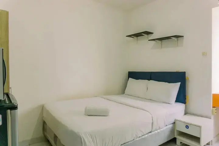 Тангеранг: Homey And Tidy Studio Room Aeropolis Apartment
