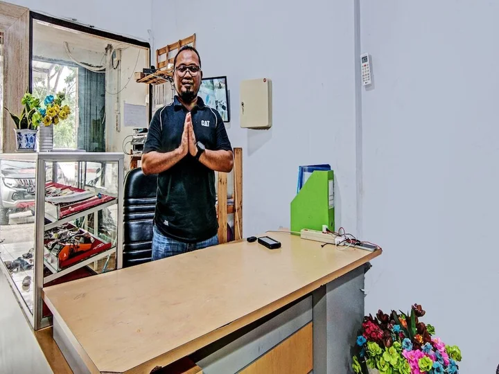 Пеканбару: OYO 92047 Penginapan Arfi Syariah