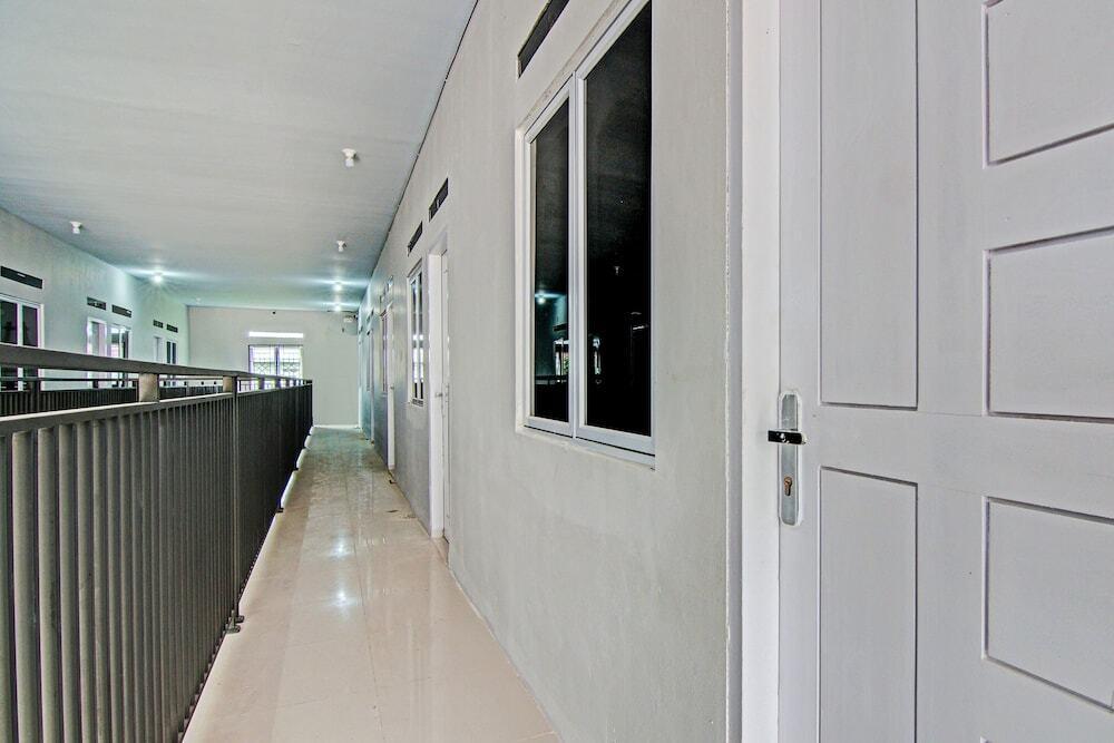 Пеканбару: OYO 91847 Rumah Singgah Kinaya Syariah