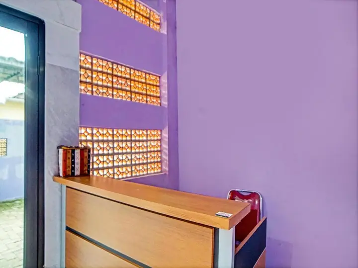 Медан: OYO 91509 Unggul Kost