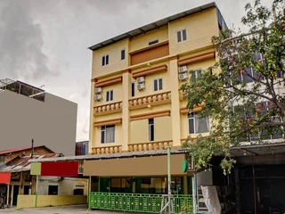 Медан: OYO 91120 D'ritz Homestay