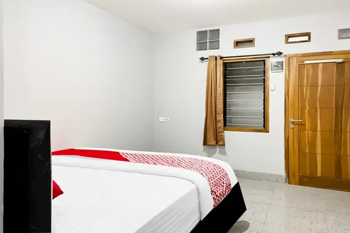 Legok: OYO 90708 Kbr Home