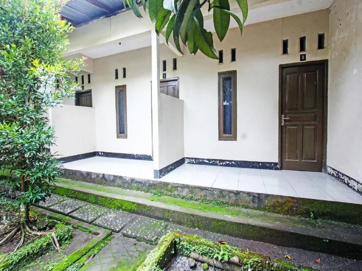Прайя: OYO 92149 Ashooy HomestayNearWisata Desa sedau