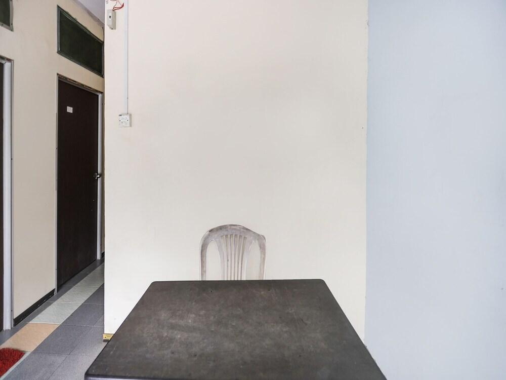 Батам: SPOT ON 91968 Penginapan Saweri Gading Near Klub Golf Ria Bintan