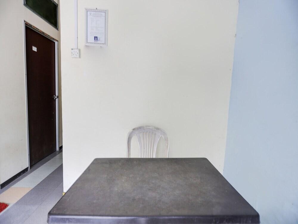 Батам: SPOT ON 91968 Penginapan Saweri Gading Near Klub Golf Ria Bintan