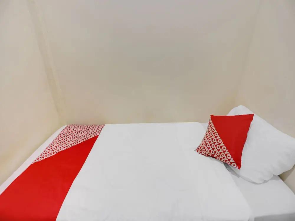 Батам: SPOT ON 91968 Penginapan Saweri Gading Near Klub Golf Ria Bintan