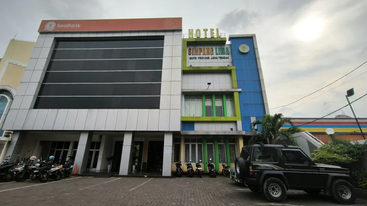 Семаранг: OYO 91036 Hotel Simpang Lima Gkpri