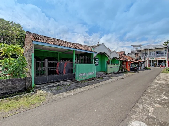 Батуретно: SPOT ON 91764 Griya Amarta Syariah